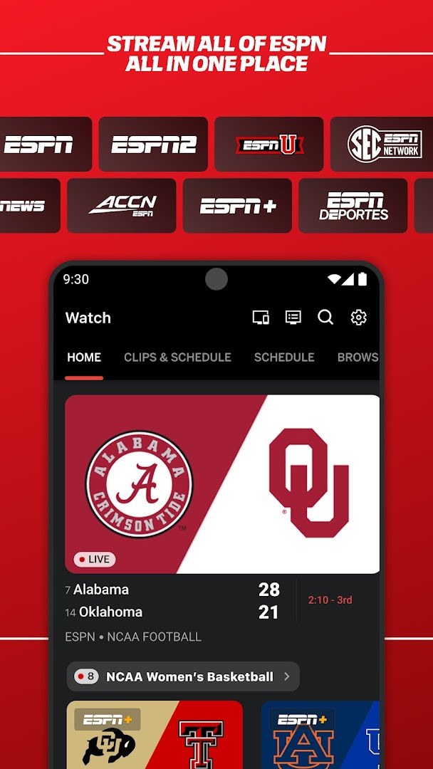 Home screen showing live scores and top sports news